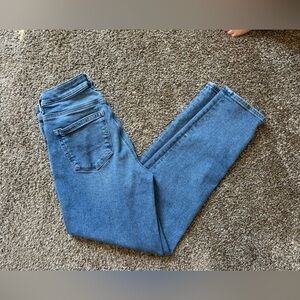 American Eagle Mom Jean Size 4